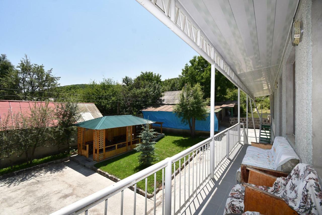 Guest House Arsan تساجكادزور المظهر الخارجي الصورة