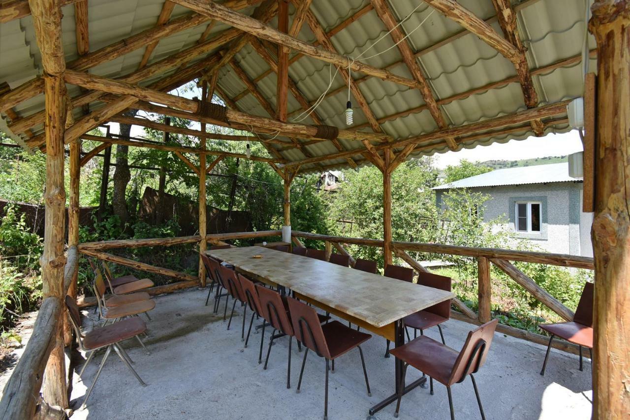 Guest House Arsan تساجكادزور المظهر الخارجي الصورة