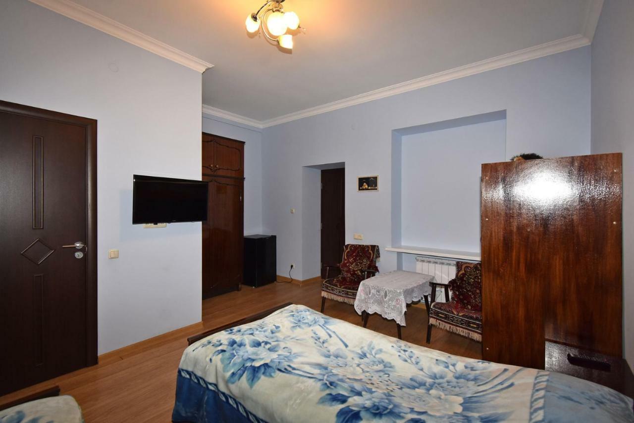 Guest House Arsan تساجكادزور المظهر الخارجي الصورة