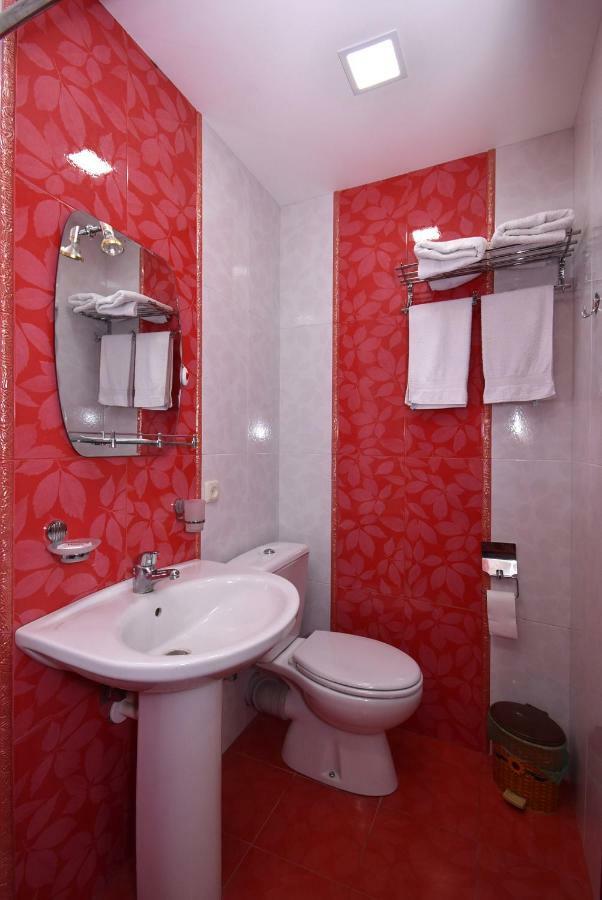 Guest House Arsan تساجكادزور المظهر الخارجي الصورة